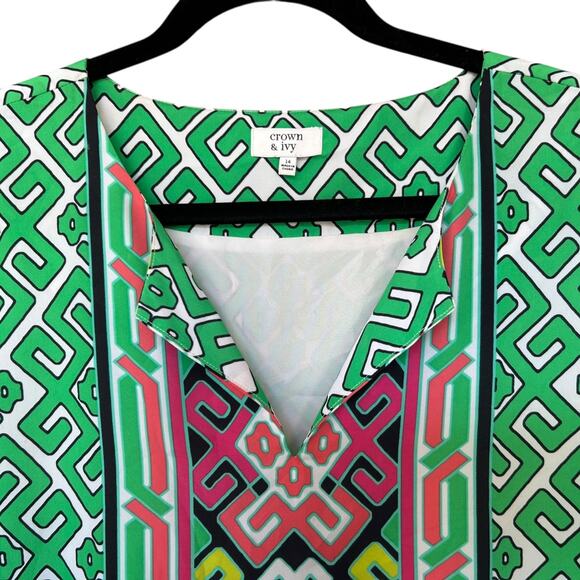 Crown & Ivy Green Geometric Shift Dress Size 14 Vacation Beach Resort Cruise - Picture 2 of 3